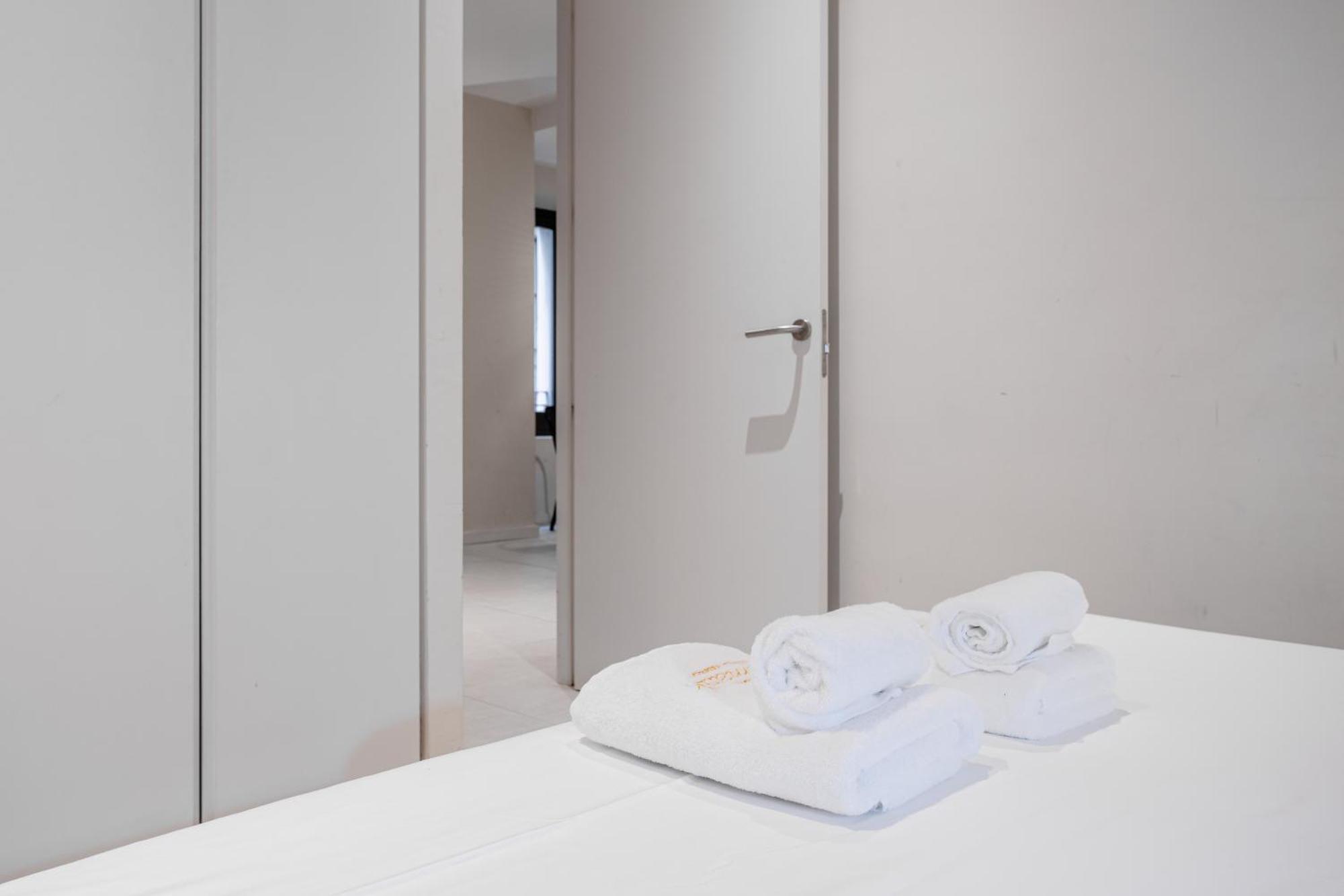 Apt 8 Geranio Girona Exterior foto